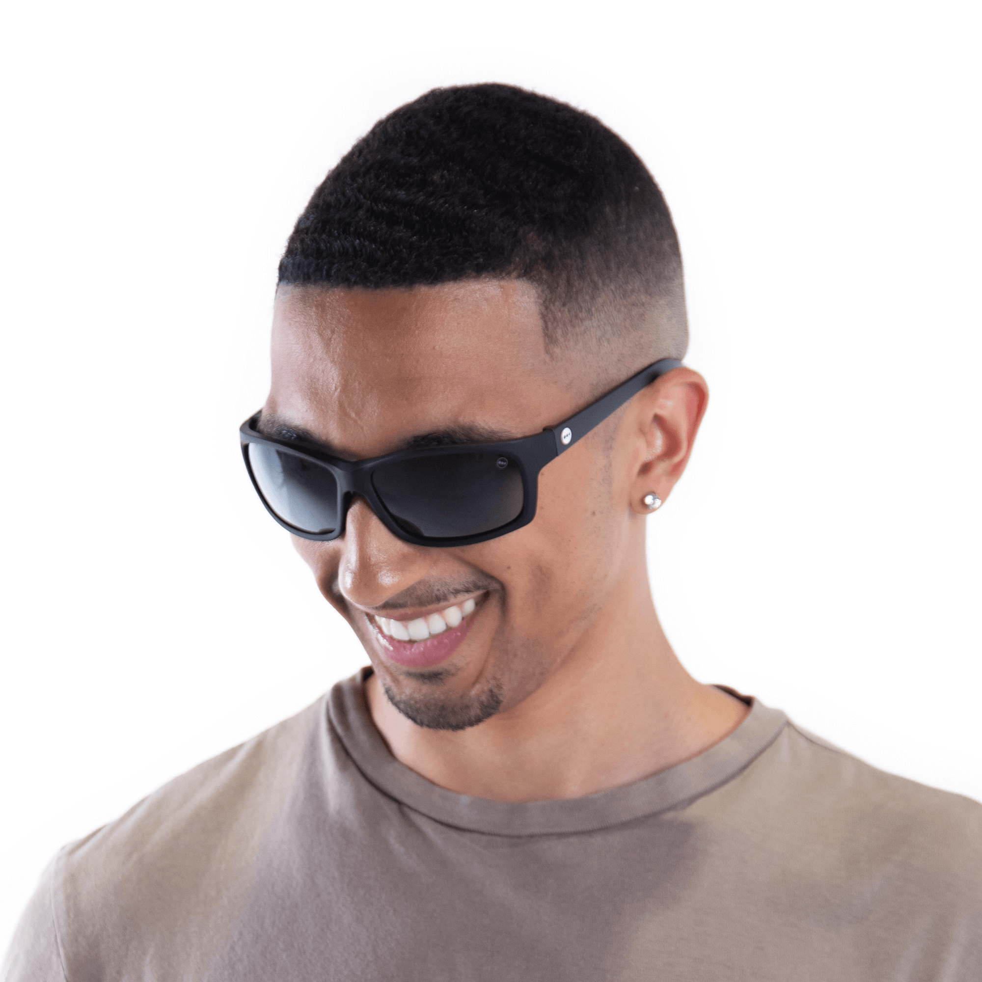 A male model wearing Papaya Blackberry sunglasses, size small.