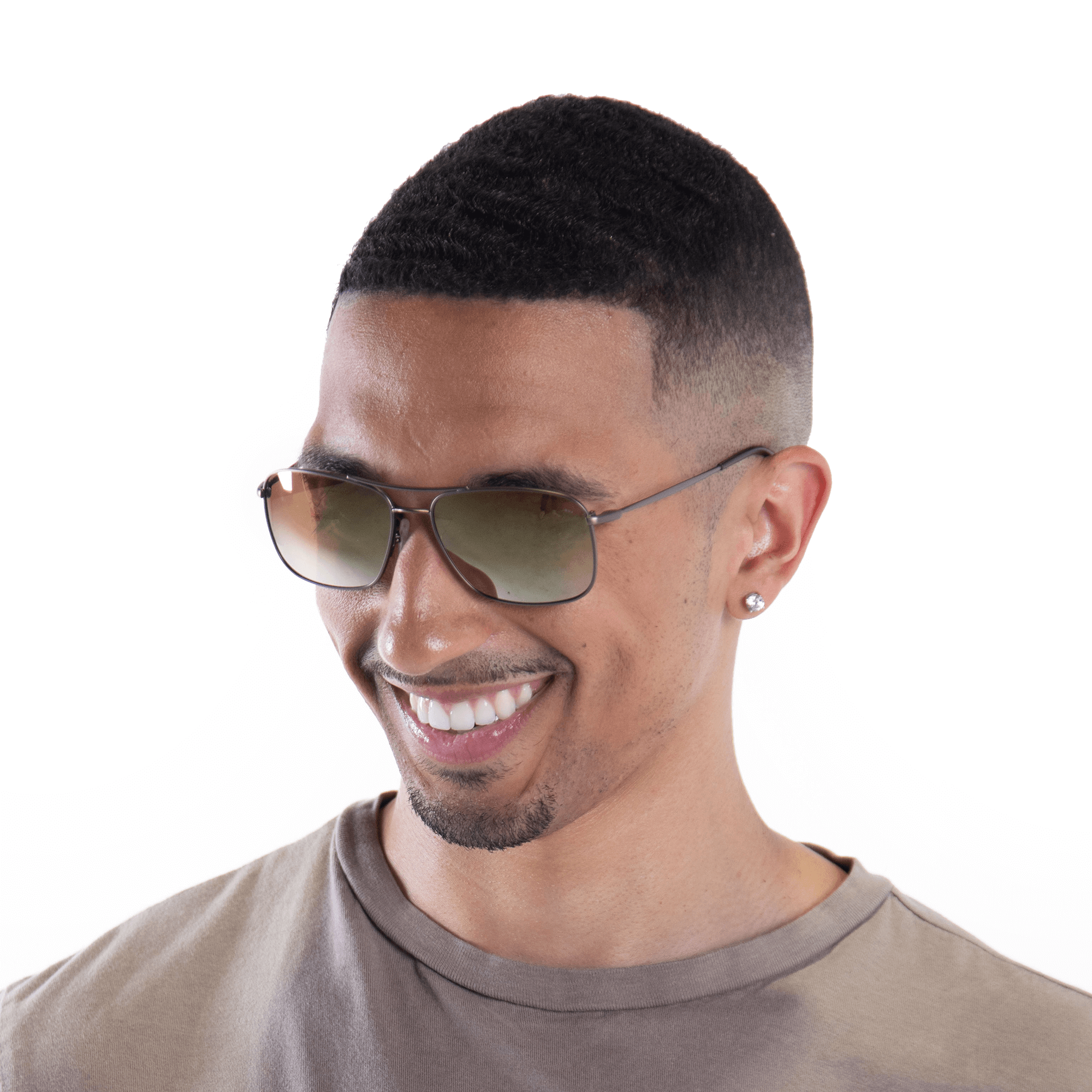 A male model wearing Crenshaw Caramel sunglasses, size medium.